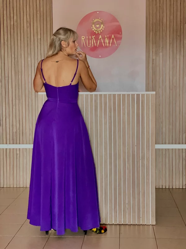 Vestido “Luna con maxi falda” talle M género: crepe - Imagen 3